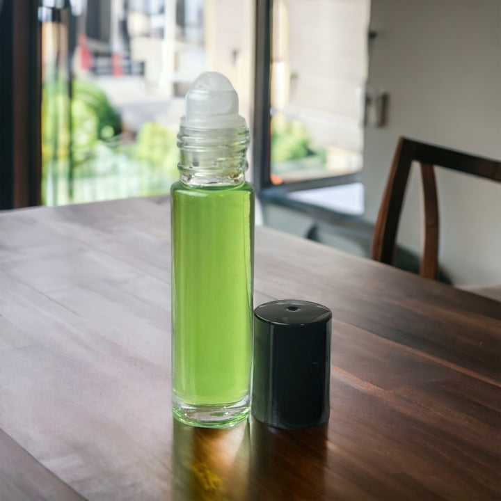 🌺Scent is fresh-green with top notes of Clary sage, Cognac, and Orange.  Middle notes of Cardamom, Nutmeg, and Pimento.  Base notes of Cedar, Patchouli, and Sandalwood.     **Inspired by**     Boss in Motion Edition by Hugo Boss