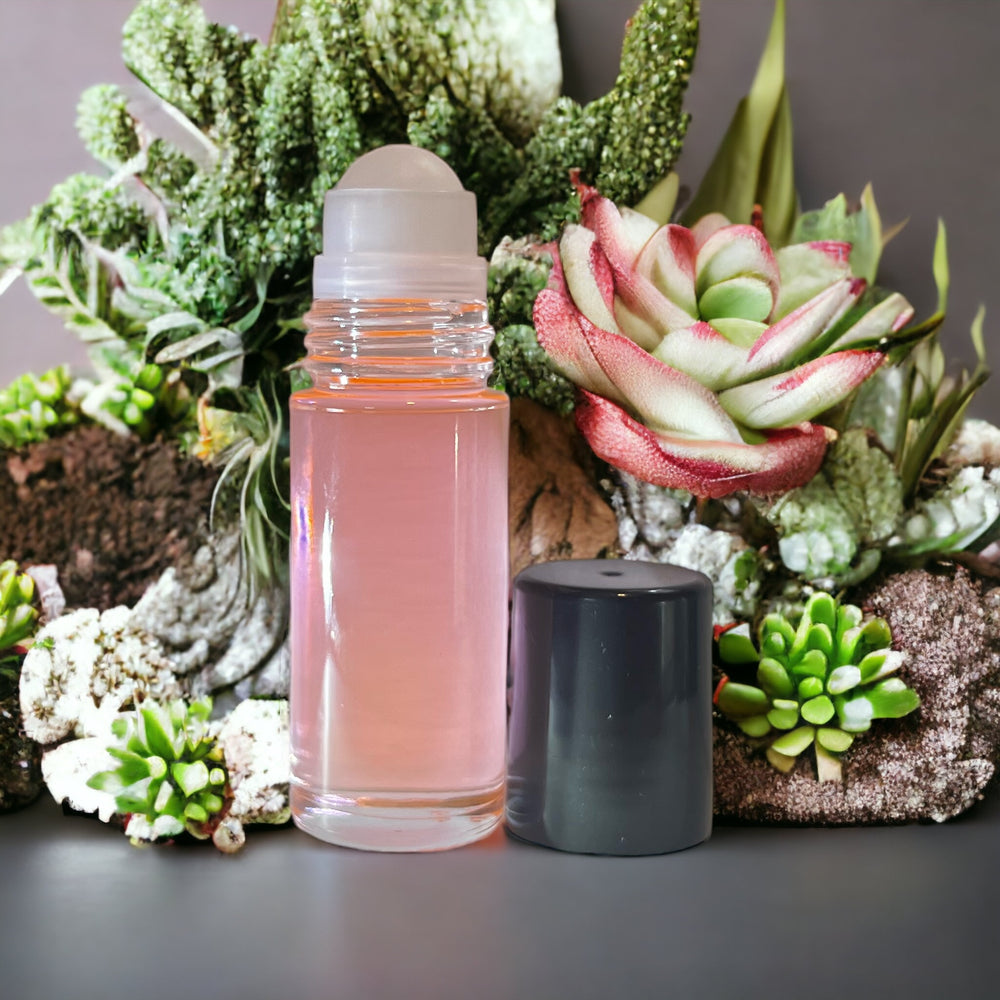 🌺Scent is floral-sweet with top notes of Bergamot and Bitter Almond.  Middle notes of Peony and Ylang-ylang.  Base notes of Vanilla and Tonka bean.     **Inspired by**  Good Girl Blush by Carolina Herrera.