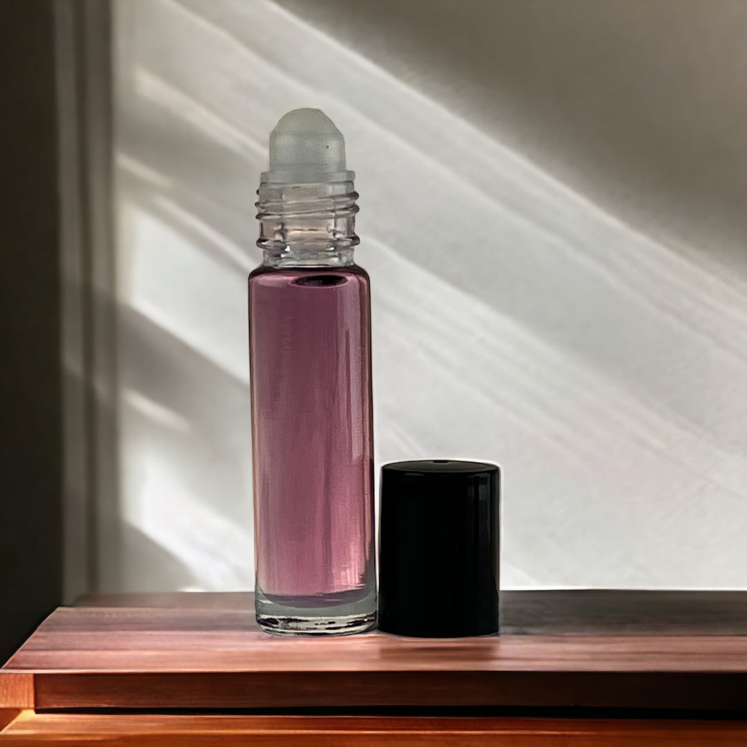 🌺Scent is floral-fruity with top notes of Passion fruit, Minneola tangelo, Pineapple, and Strawberry.  Middle notes of Red berries, Lily of the valley, Vanilla orchid,  Jasmine, and Shangri-la-peony.  Base notes of Musk, Oakmoss, and Blond woods.     **Inspired by**  Bombshell by Victoria’s Secret.