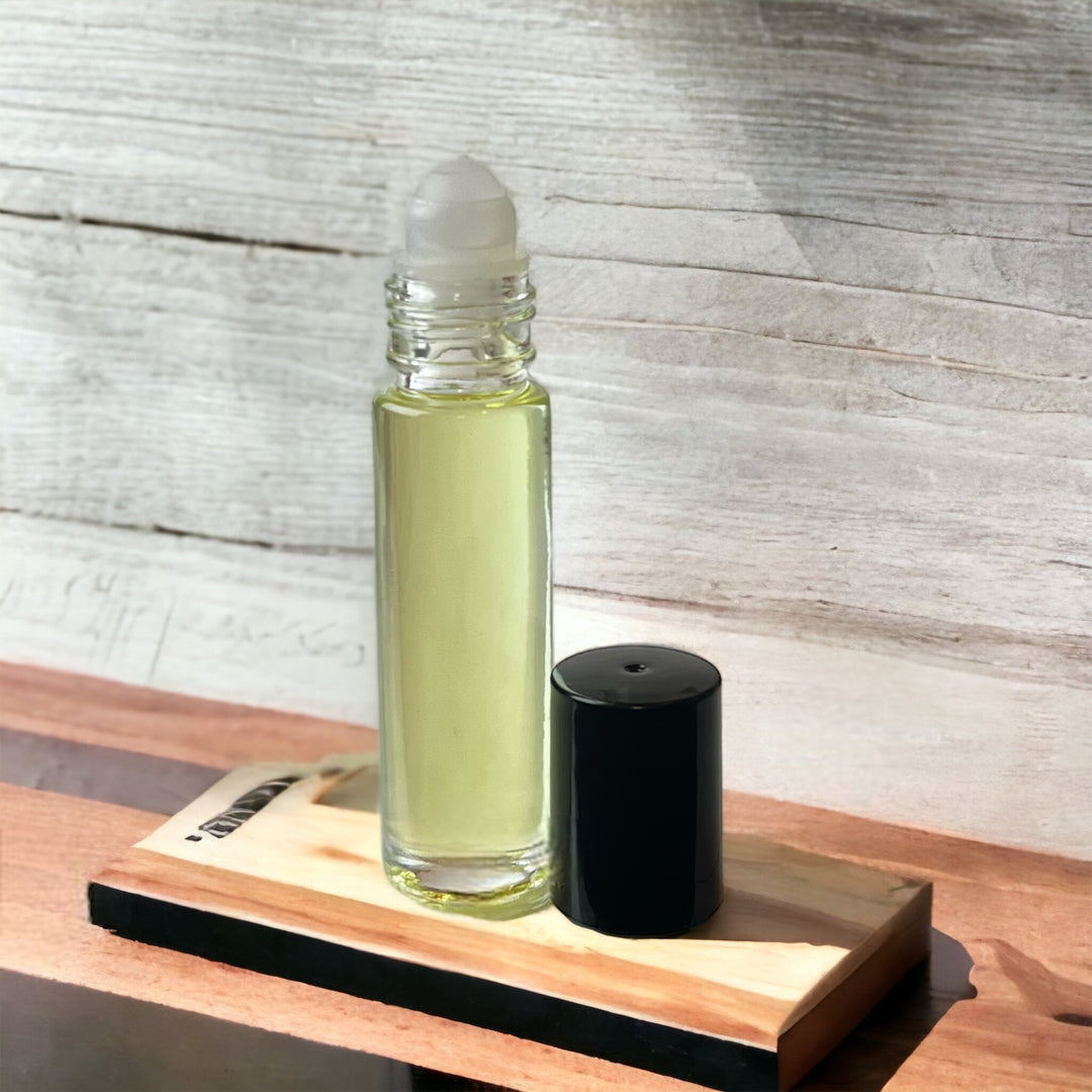 🌺Scent is floral-fruity.

Top notes of Osmanthus absolute, Orange blossom, and May rose absolute.

Middle notes of Tuberose absolute, Jasmine, and Narcissus.

Base notes of White cedar and Amber.

 

**Inspired by**  Good Girl Gone Bad by Kilian.