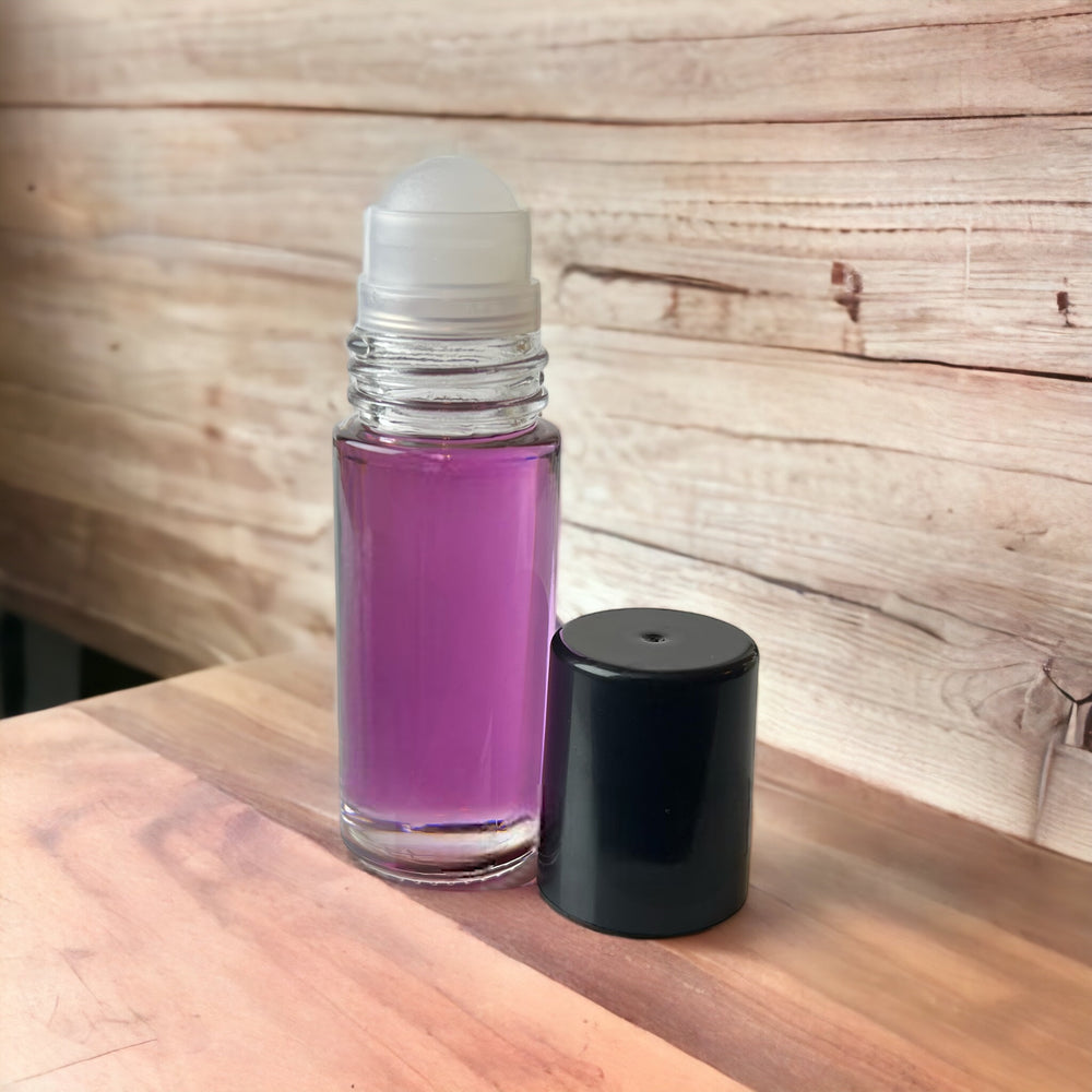 🌺Scent is sweet-gourmand with top notes of Raspberry, Sicilian orange, Bergamot, and Fig leaf.  Middle notes of Sugar powder, Liquorice blossom, Red fruits, and Lily of the valley.  Base notes of Caramel, Vanilla, Tonka bean, Musk, and Sandalwood.     **Inspired by**   Pink Sugar by Aquolina 