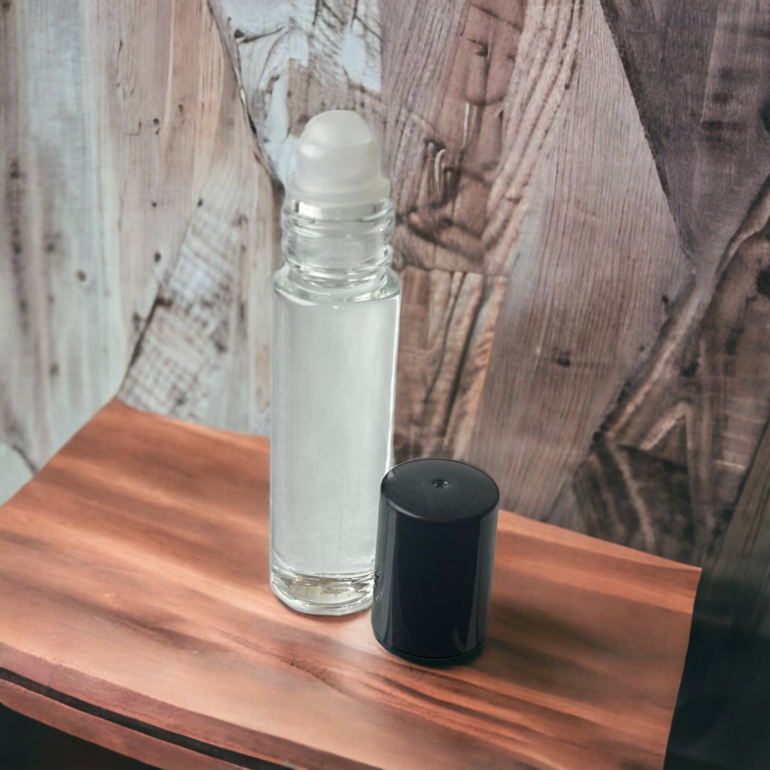 🌺Scent is fresh-spicy with fragrance notes of Ambrox, Sichuan pepper, Calabrian bergamot, Pink pepper, Provençal lavender, Elemi resin, Geranium, Patchouli, and Vetiver.     **Inspired by**   Sauvage by Dior.